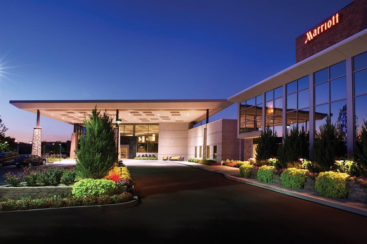 Delta Hotels By Marriott Indianapolis East Экстерьер фото