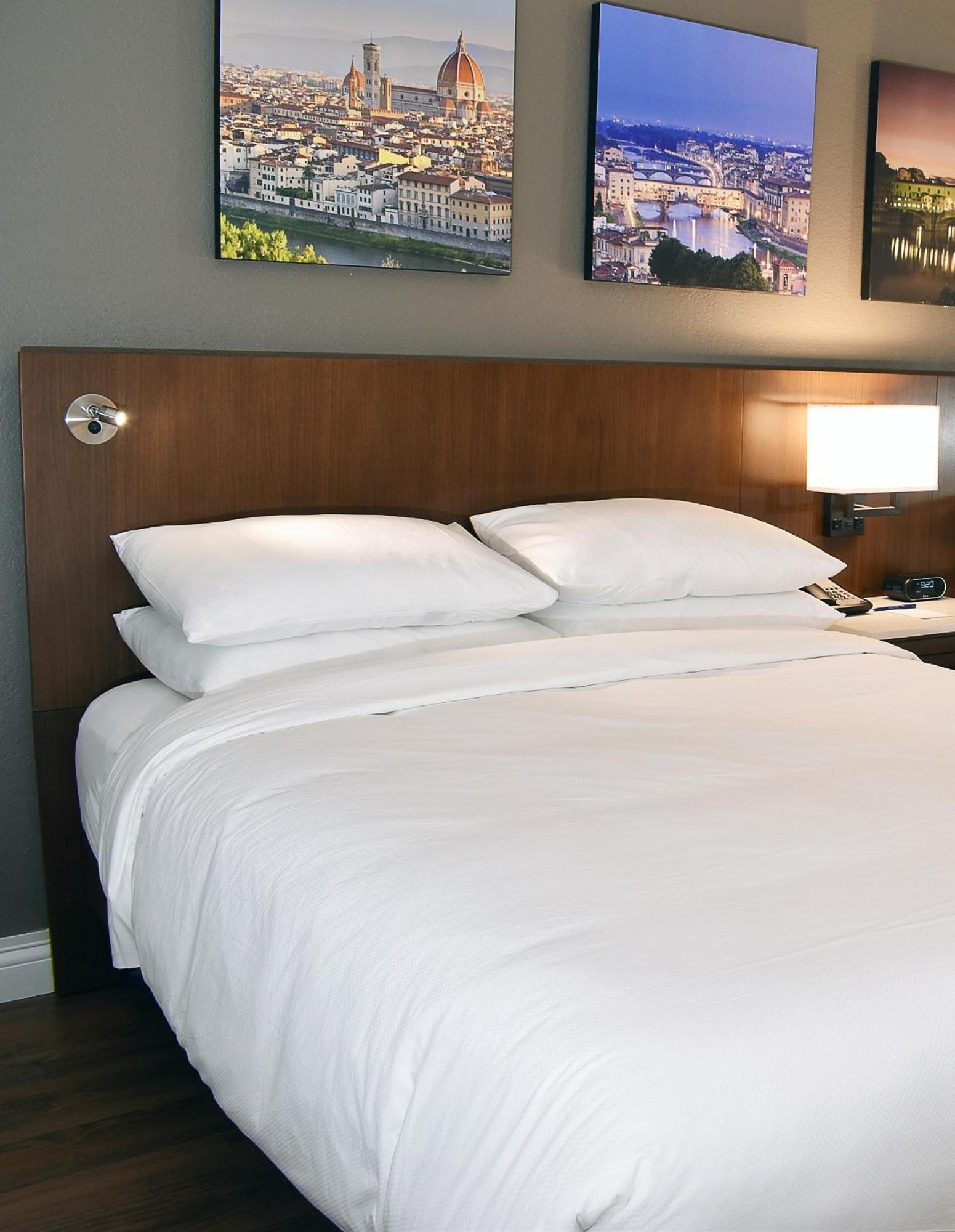 Delta Hotels By Marriott Indianapolis East Экстерьер фото
