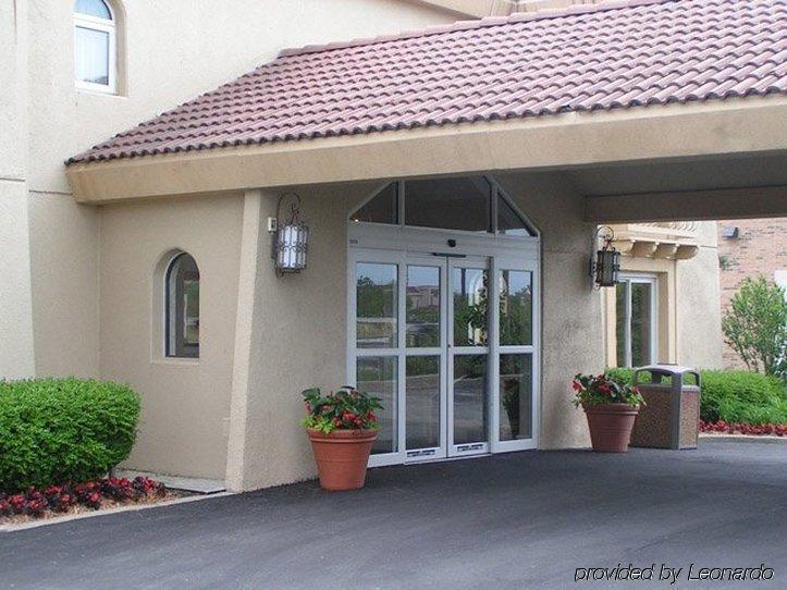 Delta Hotels By Marriott Indianapolis East Экстерьер фото