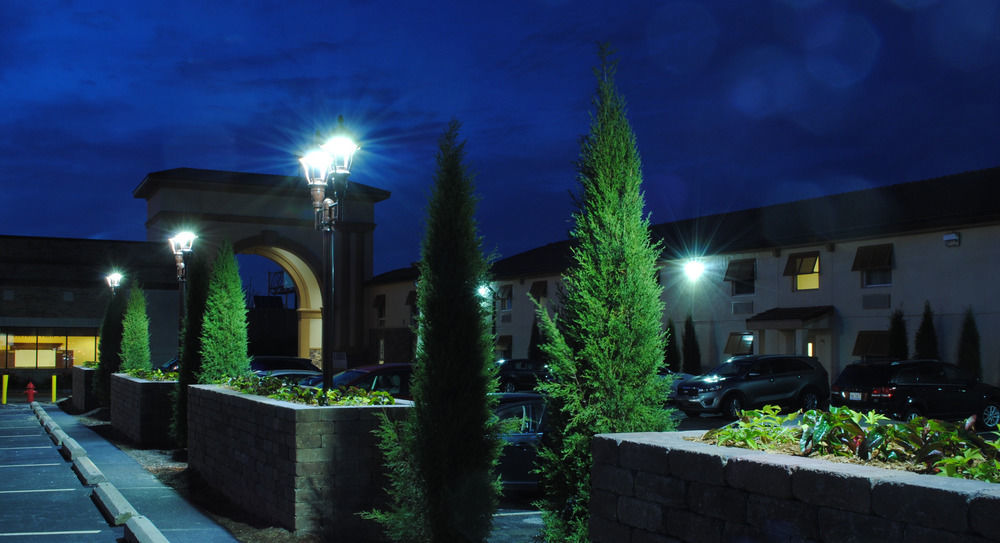 Delta Hotels By Marriott Indianapolis East Экстерьер фото