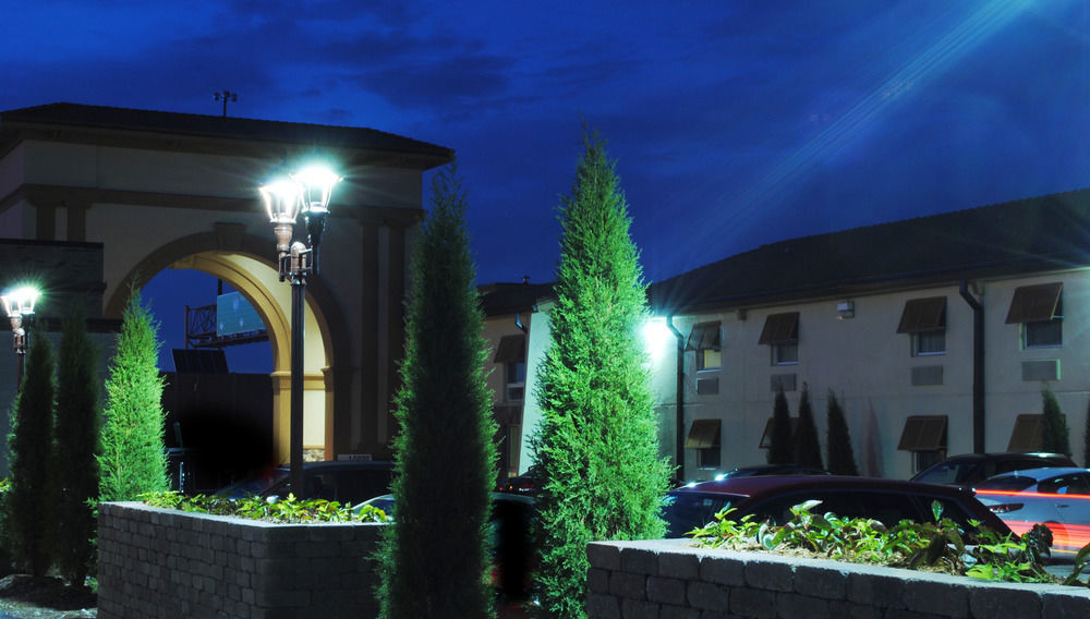 Delta Hotels By Marriott Indianapolis East Экстерьер фото
